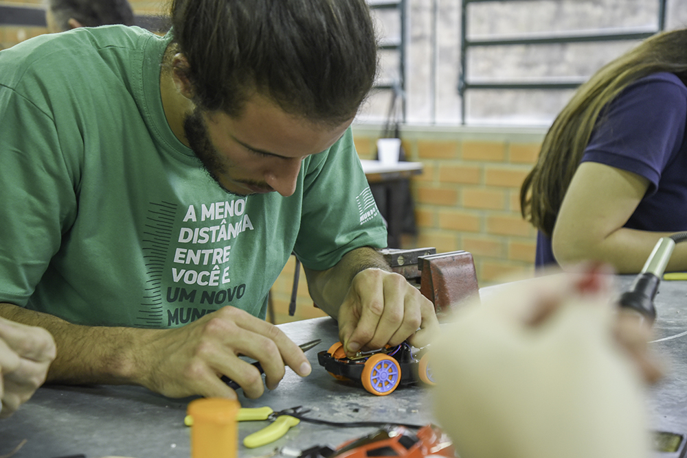 Artefatos serão adaptados por meio da campanha “Mil Brinquedos Mil Sorrisos”, em parceria com o IPL de Leiria, Portugal. Foto: Ana Knevitz/Universidade Feevale