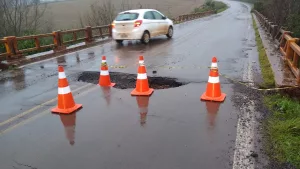 Confira as rodovias do RS que estão com trechos interditados em razão das chuvas