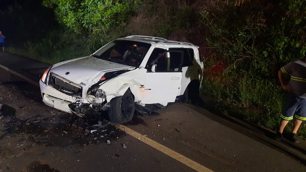 Veículo envolvido em acidente em Guaporé — Foto: Divulgação /Comando Rodoviário da Brigada Militar