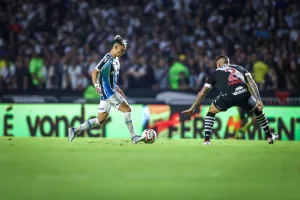 "Talvez tenha sido nosso melhor", diz Roger após Grêmio empatar contra o Vasco da Gama