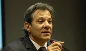 Ministro da Fazenda Fernando Haddad em pronunciamento